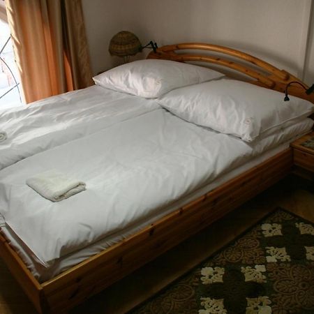 Walking Bed Budapest Hostel Rum bild